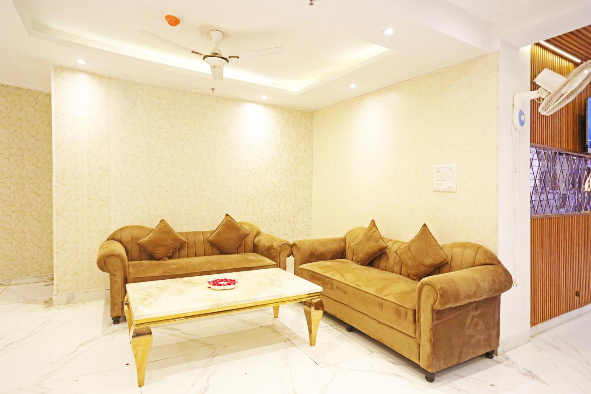 Hotel Mayfair Just A Minute Away From New Delhi Railway Station And Connaught Place מראה חיצוני תמונה