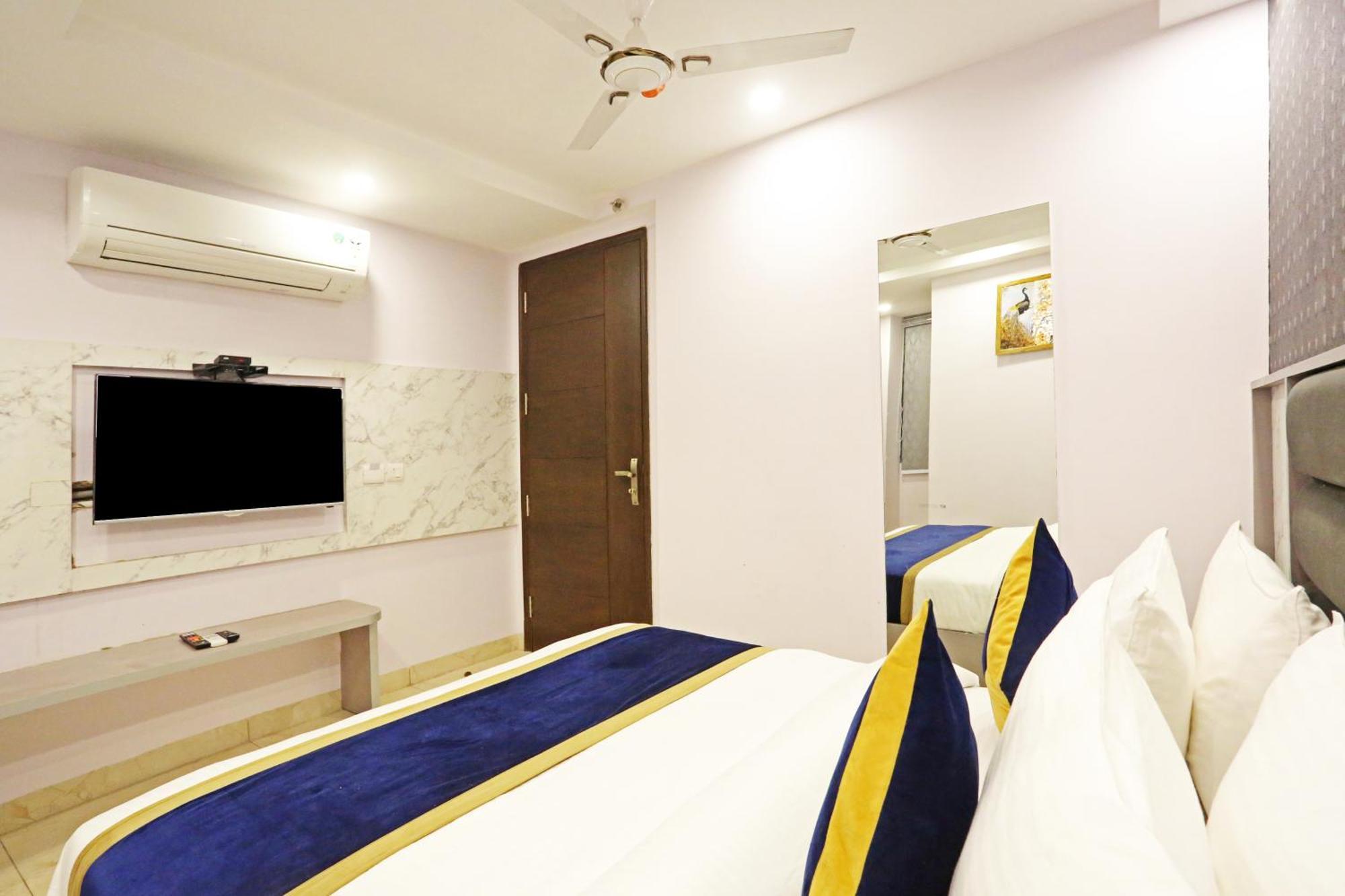 Hotel Mayfair Just A Minute Away From New Delhi Railway Station And Connaught Place מראה חיצוני תמונה